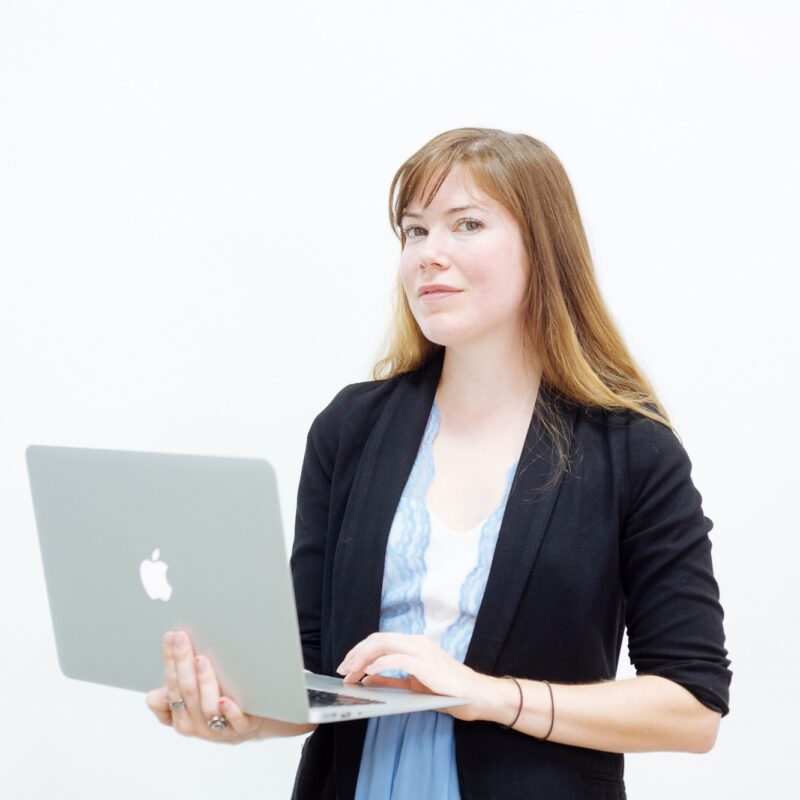 brittany bly with computer diy classes